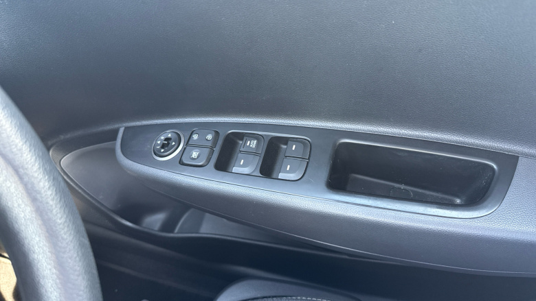 Hyundai i10 1.0 SE 5dr Petrol Hatchback